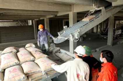 Thiếu sức cầu, ngành xi măng khó khăn chồng chất nửa đầu năm