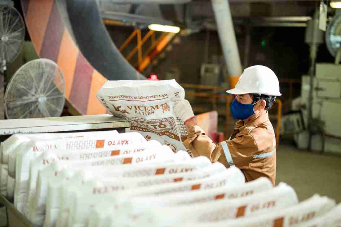 Doanh nghiệp cung cấp xi măng chính cho các dự án hạ tầng phía Nam sẽ chốt quyền nhận cổ tức bằng tiền mặt ngà…